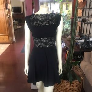 BEBE LACE PANEL MIDRIFF DRESS  IN BLACK, SIZE M